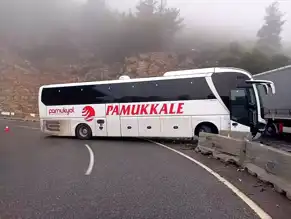 Sağanakta Kaza: 5 Yaralı