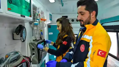 Acil Servis Çifti: Hayat Kurtaran Bir Ekip
