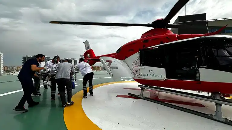2 Yaşındaki Bebek Ambulans Helikopterle Ankara'ya Sevk Edildi